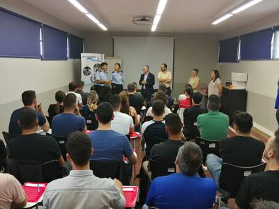 Avui s’ha dut a terme l’inici del curs de formació impartit per l’Institut de Seguretat Pública de Catalunya a la caserna de policia de Salou