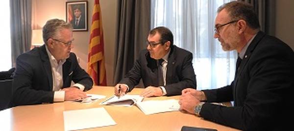 El conseller d'Interior es reuneix amb l'alcalde de Salou per tractar la seguretat del municipi