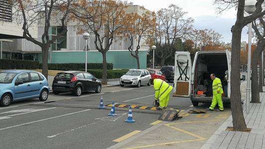 La Policia Local de Salou substitueix passos elevats de reducció de velocitat per millorar la seguretat i reduir el soroll