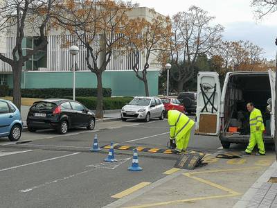 La Policia Local de Salou substitueix passos elevats de reducció de velocitat per millorar la seguretat i reduir el soroll