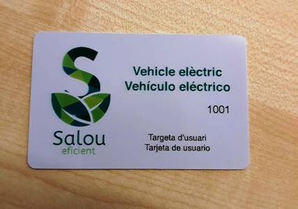 Salou envia targetes gratuïtes de recàrrega a tots els vehicles elèctrics del municipi