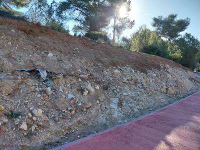 Nous treballs de jardineria sostenible al carrer Pompeu Fabra de Salou