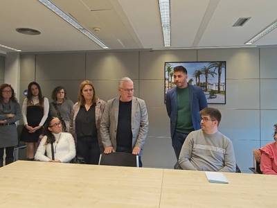 Salou fomenta la inclusió contractant 13 persones amb discapacitat