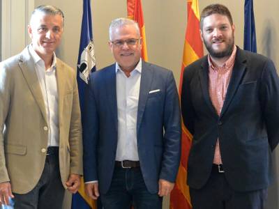 El alcalde de Salou y presidente del Patronat de Turisme, Pere Granados, se reúne con el tour operador Anex Tour Spain