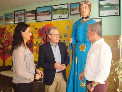 El alcalde de Salou visita la escuela Europa para valorar el inicio de curso