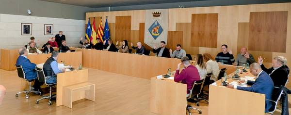 El pleno extraordinario del Ayuntamiento de Salou aprueba diversas ordenanzas fiscales