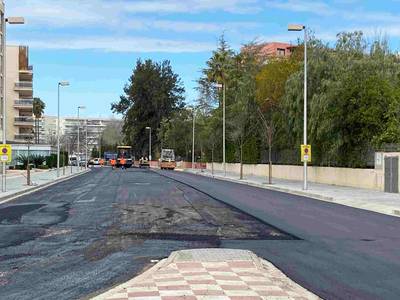 Salou asfalta, íntegramente, varias calles del municipio, entre la plaza Europa y la calle del Terrer