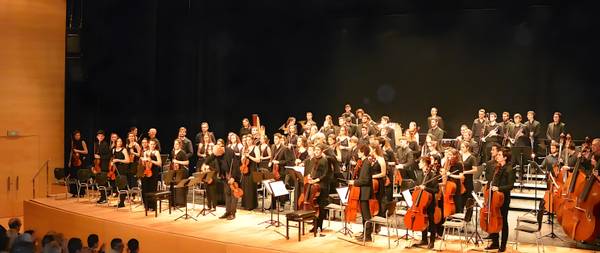 Salou exhibe el talento de la Jove Orquestra Nacional de Catalunya en el concierto de Navidad